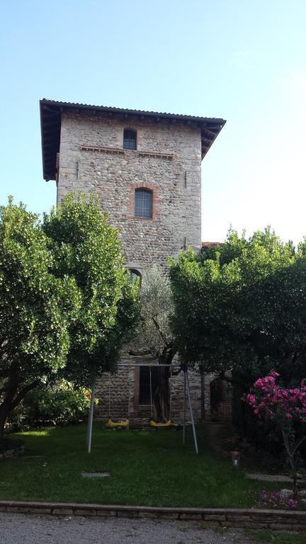 La Torre Medioevale Bed & Breakfast Marne di Filago Exterior photo